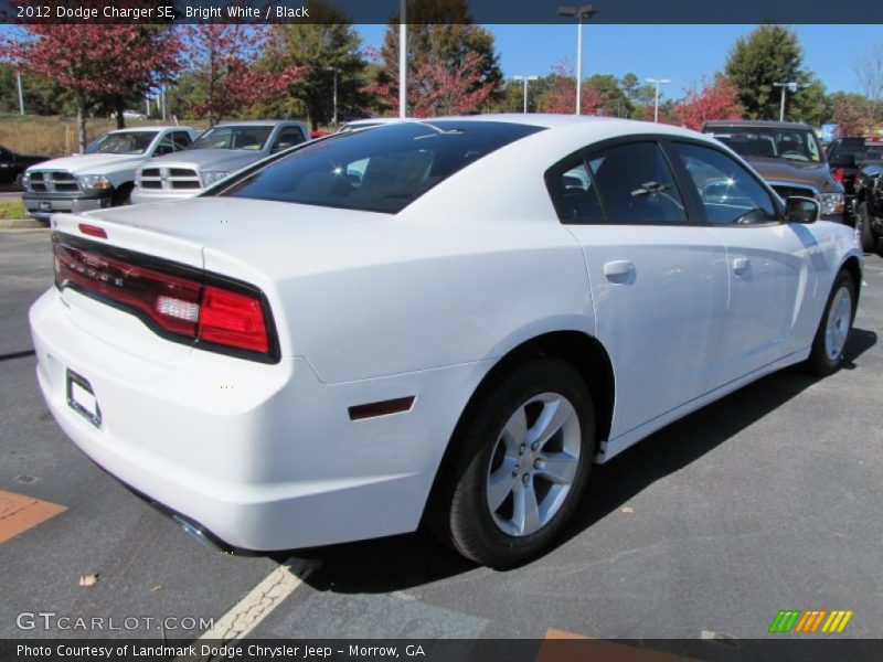 Bright White / Black 2012 Dodge Charger SE