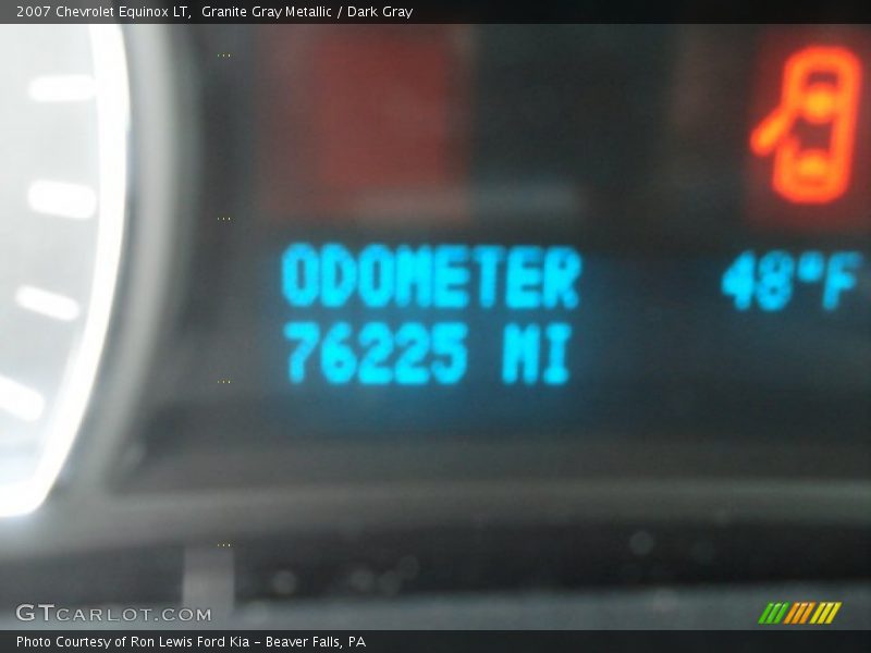 Granite Gray Metallic / Dark Gray 2007 Chevrolet Equinox LT