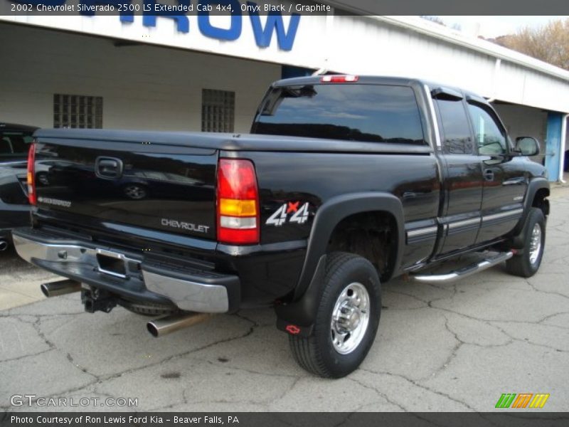 Onyx Black / Graphite 2002 Chevrolet Silverado 2500 LS Extended Cab 4x4