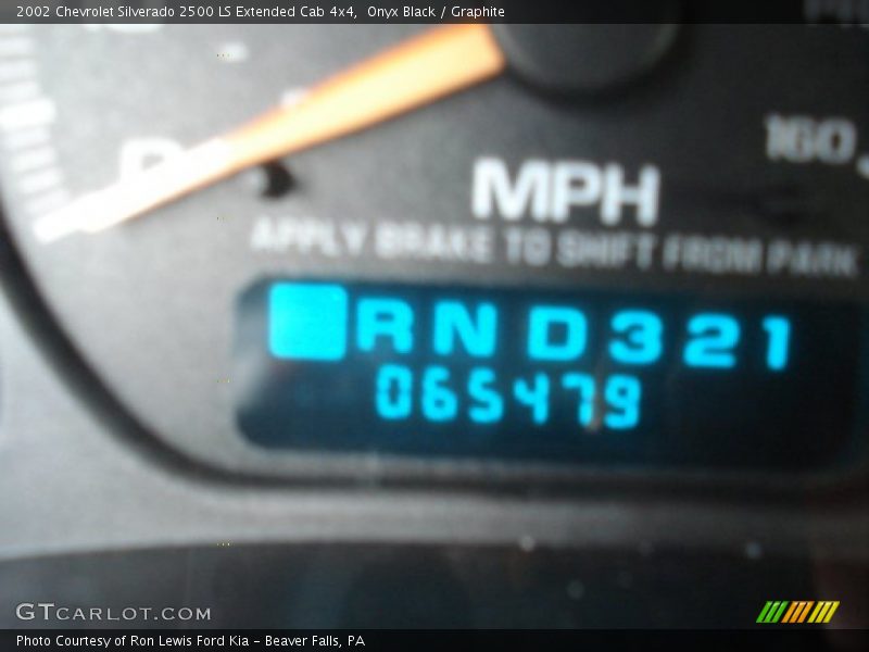 Onyx Black / Graphite 2002 Chevrolet Silverado 2500 LS Extended Cab 4x4