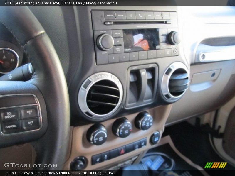 Sahara Tan / Black/Dark Saddle 2011 Jeep Wrangler Sahara 4x4