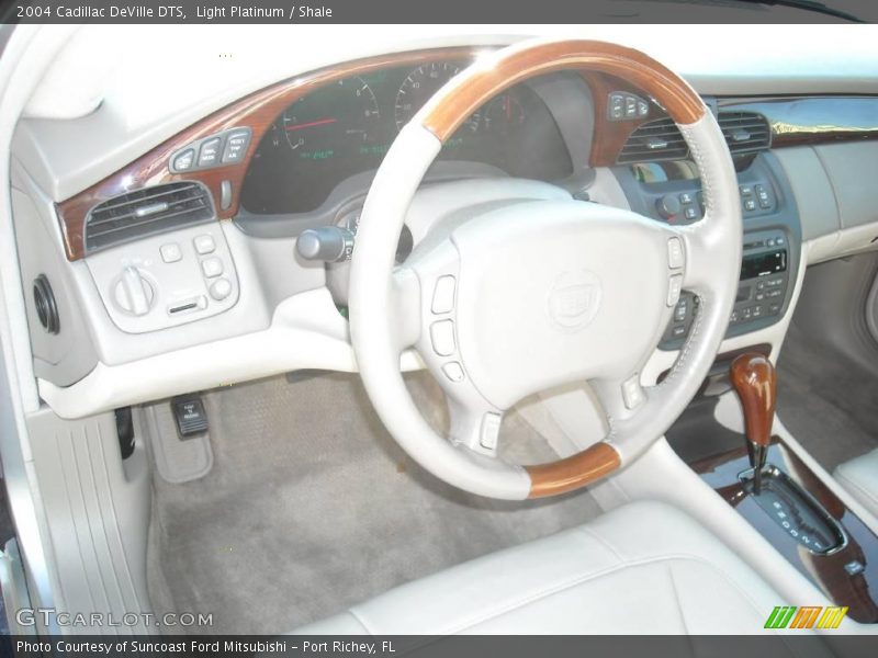 Light Platinum / Shale 2004 Cadillac DeVille DTS