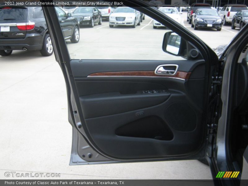 Mineral Gray Metallic / Black 2012 Jeep Grand Cherokee Limited