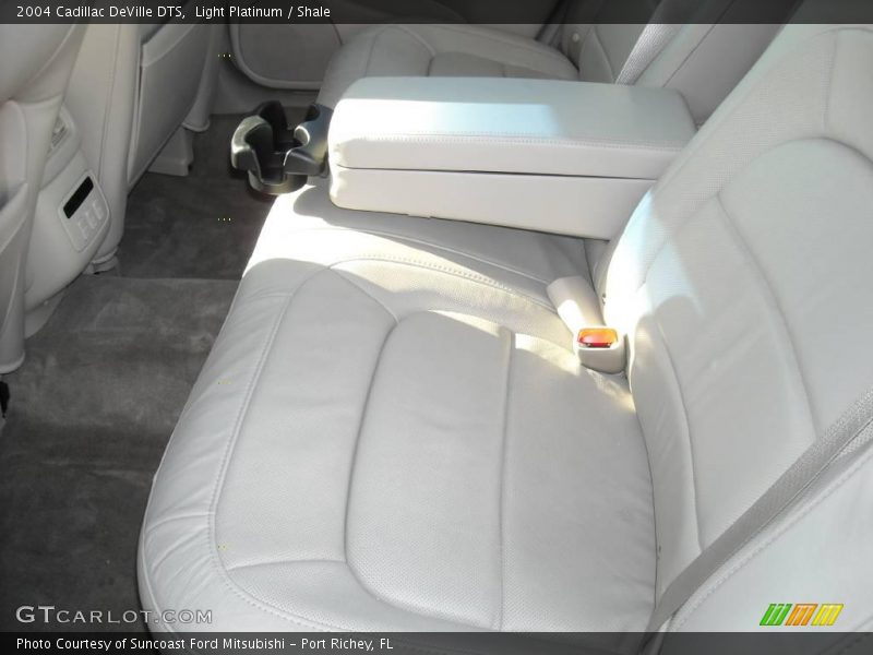 Light Platinum / Shale 2004 Cadillac DeVille DTS