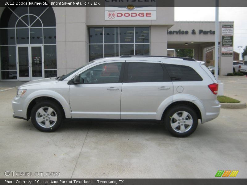 Bright Silver Metallic / Black 2012 Dodge Journey SE