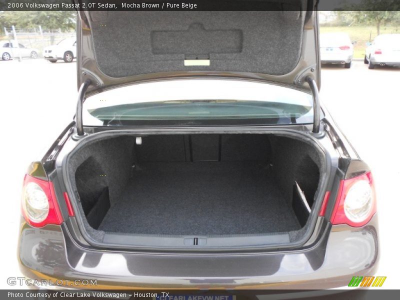 Mocha Brown / Pure Beige 2006 Volkswagen Passat 2.0T Sedan