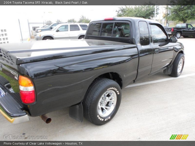 Black Sand Pearl / Oak 2004 Toyota Tacoma SR5 Xtracab