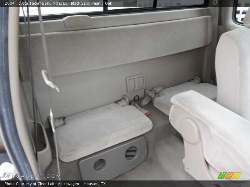  2004 Tacoma SR5 Xtracab Oak Interior