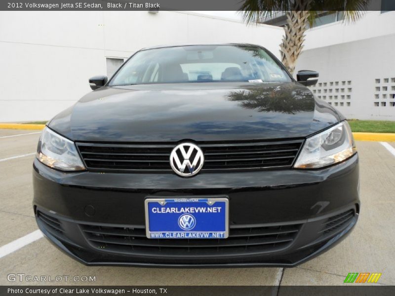 Black / Titan Black 2012 Volkswagen Jetta SE Sedan