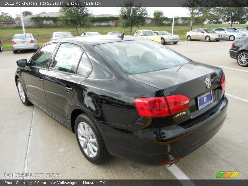 Black / Titan Black 2012 Volkswagen Jetta SE Sedan