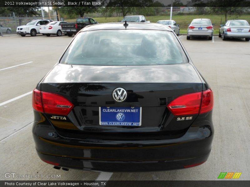Black / Titan Black 2012 Volkswagen Jetta SE Sedan