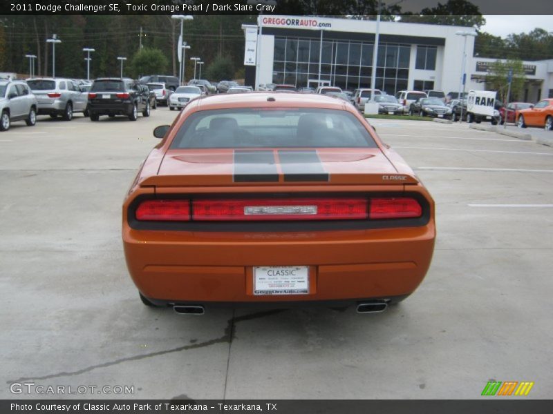 Toxic Orange Pearl / Dark Slate Gray 2011 Dodge Challenger SE