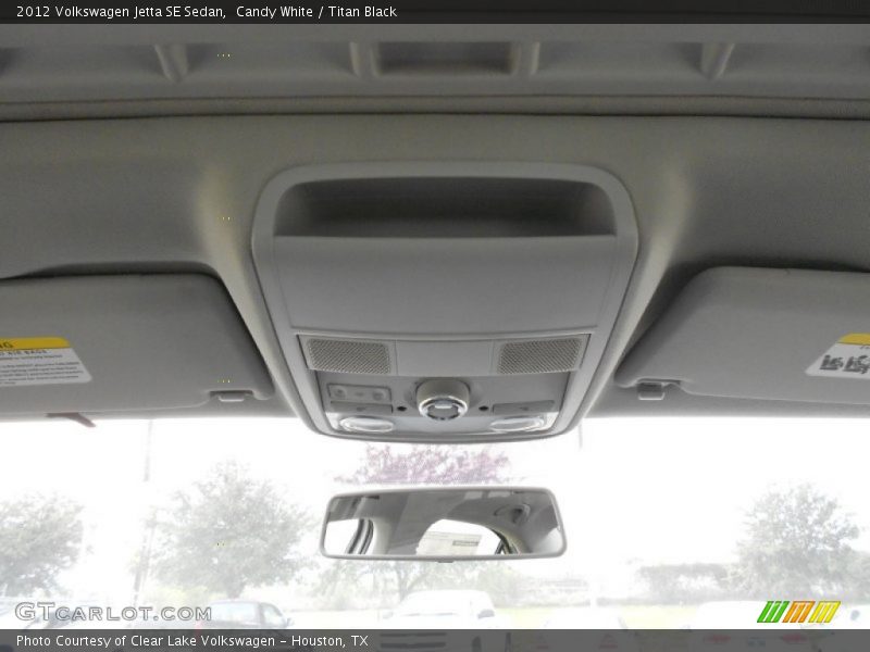 Candy White / Titan Black 2012 Volkswagen Jetta SE Sedan