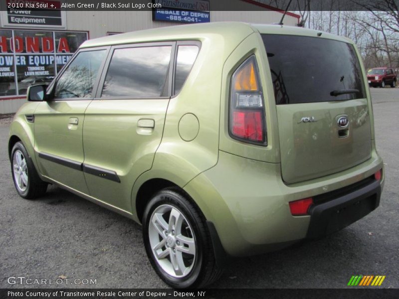 Alien Green / Black Soul Logo Cloth 2010 Kia Soul +