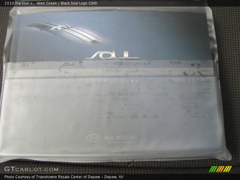 Alien Green / Black Soul Logo Cloth 2010 Kia Soul +