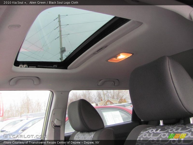 Alien Green / Black Soul Logo Cloth 2010 Kia Soul +