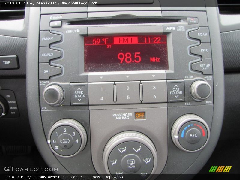 Alien Green / Black Soul Logo Cloth 2010 Kia Soul +