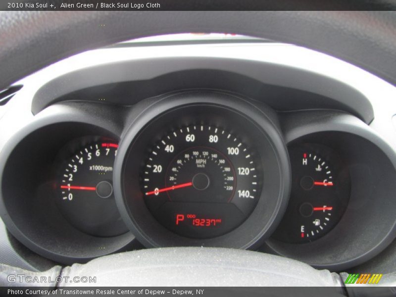 Alien Green / Black Soul Logo Cloth 2010 Kia Soul +