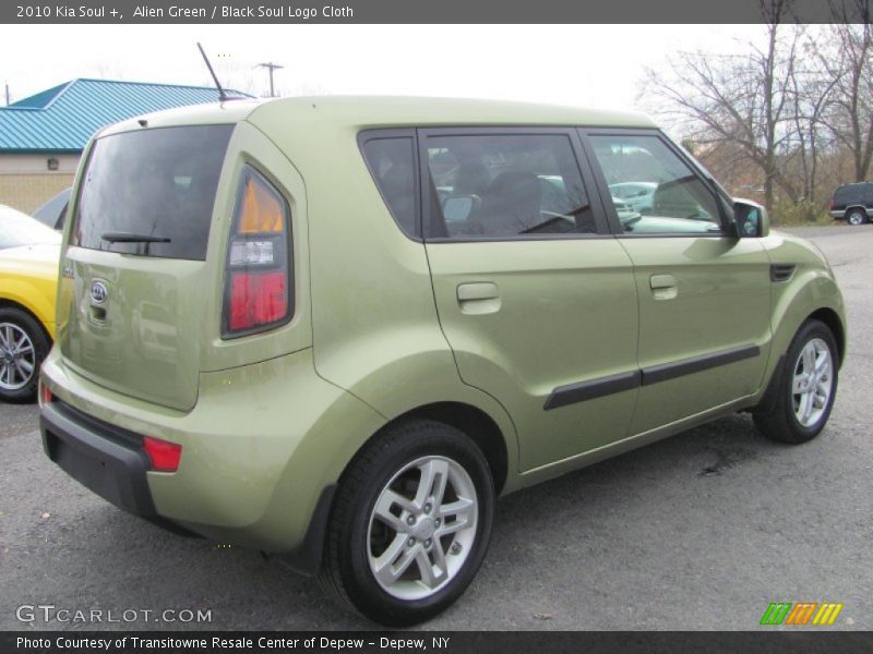 Alien Green / Black Soul Logo Cloth 2010 Kia Soul +