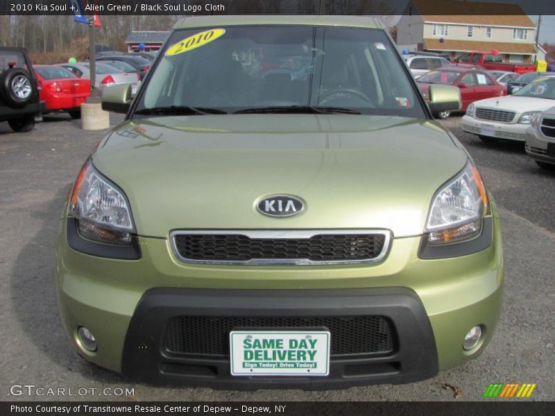 Alien Green / Black Soul Logo Cloth 2010 Kia Soul +