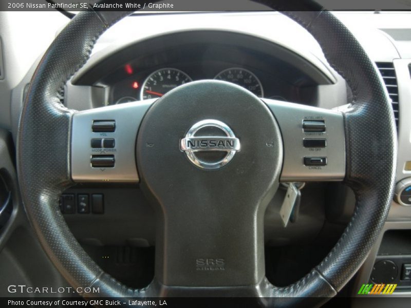 Avalanche White / Graphite 2006 Nissan Pathfinder SE