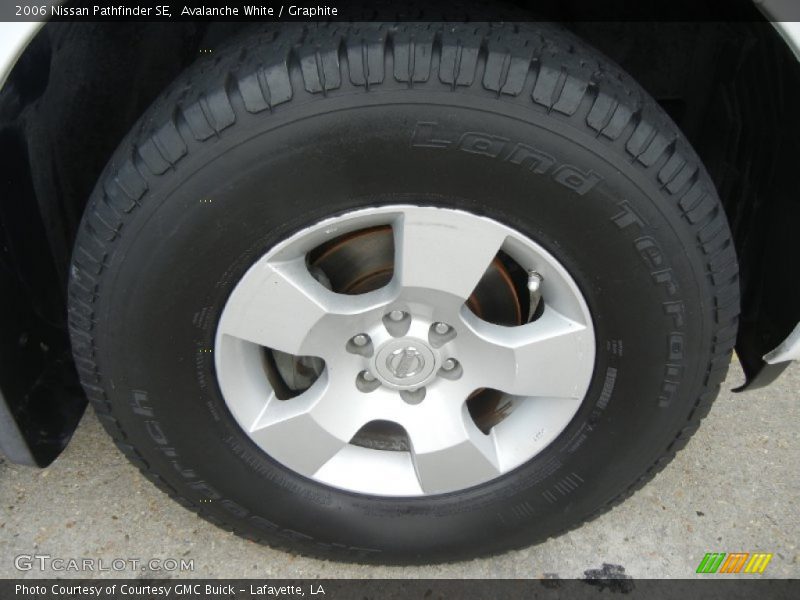 Avalanche White / Graphite 2006 Nissan Pathfinder SE
