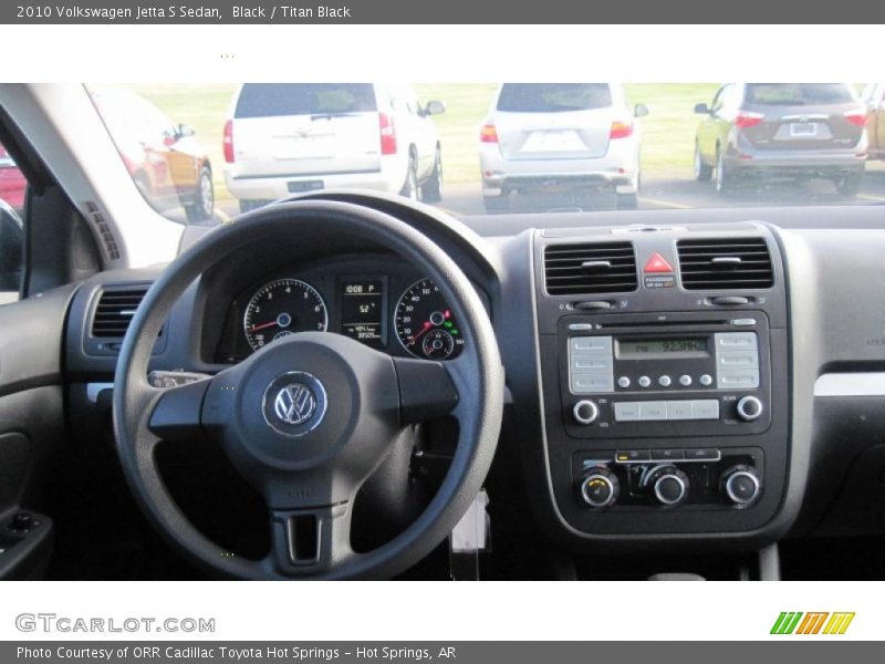 Black / Titan Black 2010 Volkswagen Jetta S Sedan