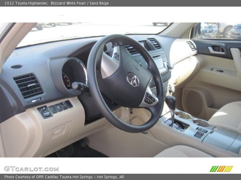 Blizzard White Pearl / Sand Beige 2012 Toyota Highlander