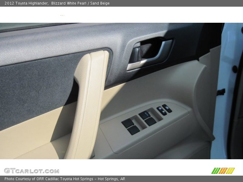 Blizzard White Pearl / Sand Beige 2012 Toyota Highlander