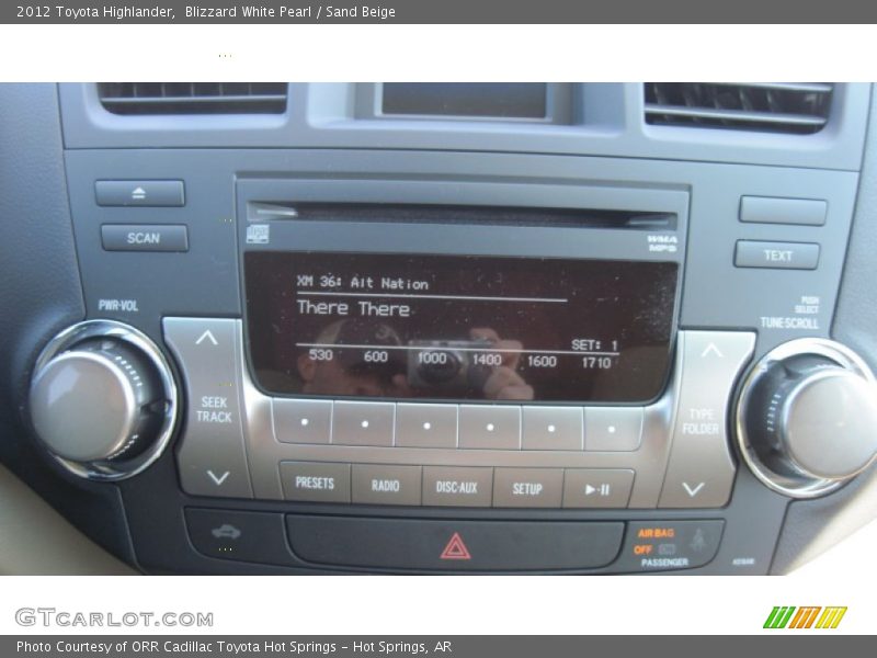 Blizzard White Pearl / Sand Beige 2012 Toyota Highlander