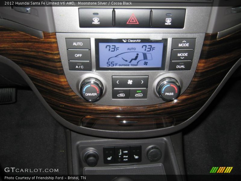 Controls of 2012 Santa Fe Limited V6 AWD