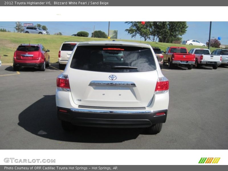 Blizzard White Pearl / Sand Beige 2012 Toyota Highlander V6