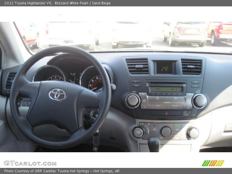 Blizzard White Pearl / Sand Beige 2012 Toyota Highlander V6