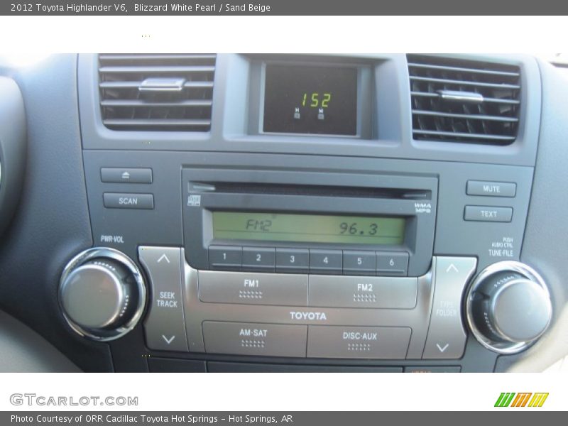 Blizzard White Pearl / Sand Beige 2012 Toyota Highlander V6