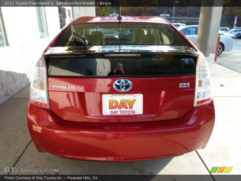 Barcelona Red Metallic / Bisque 2011 Toyota Prius Hybrid II