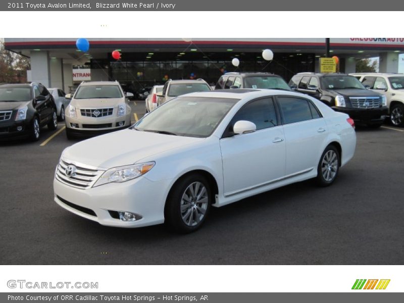 Blizzard White Pearl / Ivory 2011 Toyota Avalon Limited