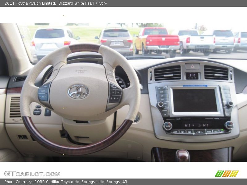 Blizzard White Pearl / Ivory 2011 Toyota Avalon Limited