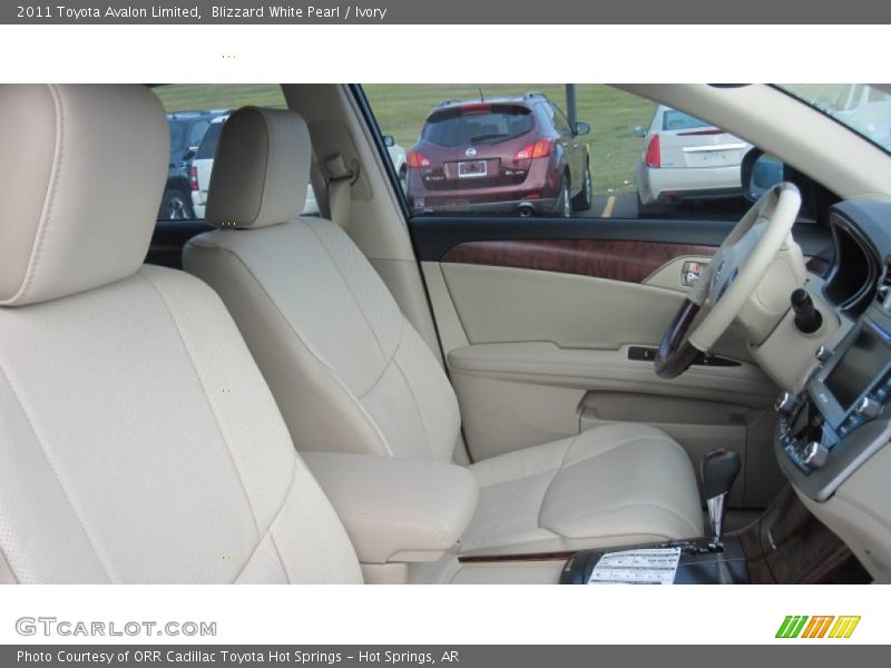 Blizzard White Pearl / Ivory 2011 Toyota Avalon Limited