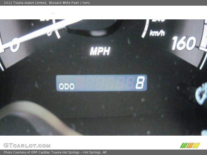 Blizzard White Pearl / Ivory 2011 Toyota Avalon Limited