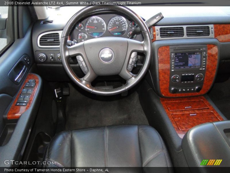 Dashboard of 2008 Avalanche LTZ 4x4