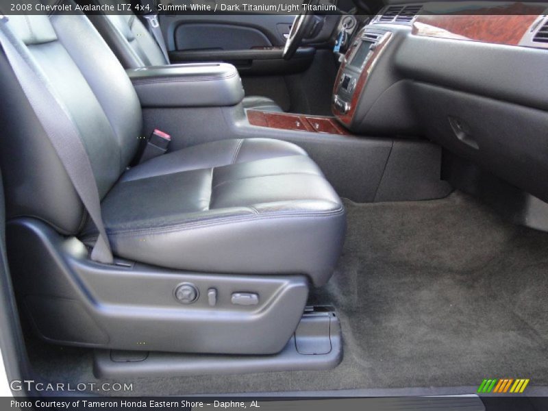 Summit White / Dark Titanium/Light Titanium 2008 Chevrolet Avalanche LTZ 4x4