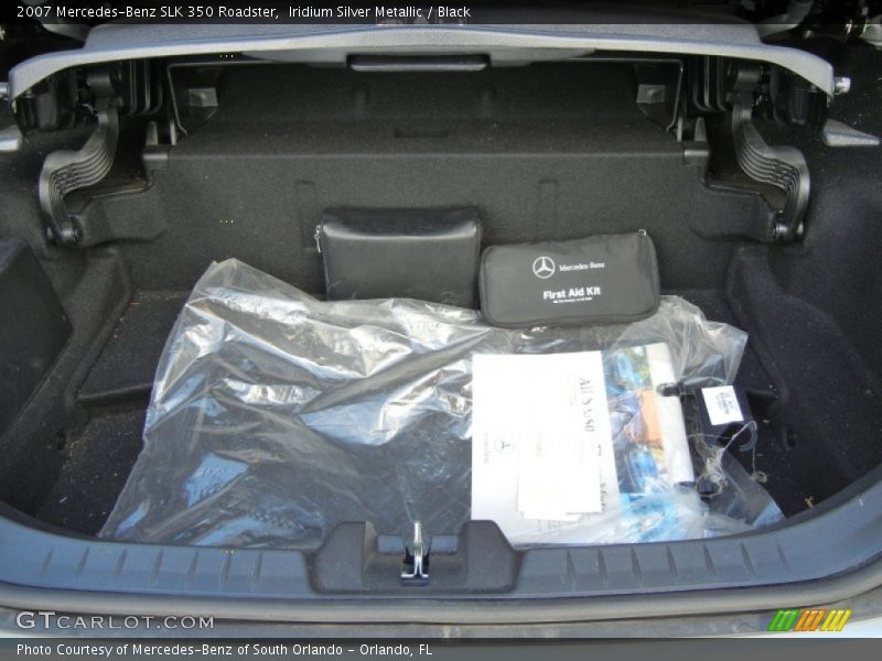  2007 SLK 350 Roadster Trunk