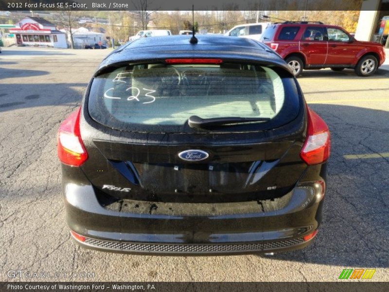 Black / Stone 2012 Ford Focus SE 5-Door