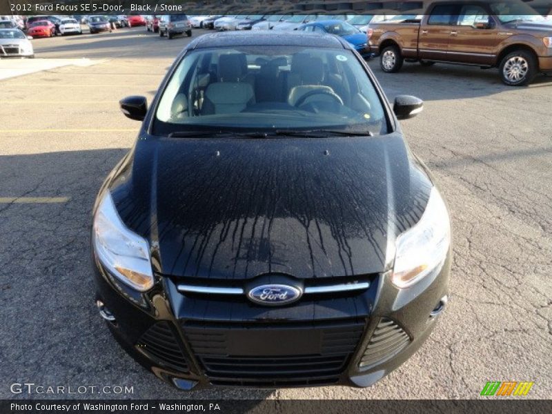 Black / Stone 2012 Ford Focus SE 5-Door