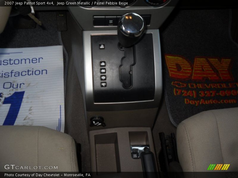 Jeep Green Metallic / Pastel Pebble Beige 2007 Jeep Patriot Sport 4x4
