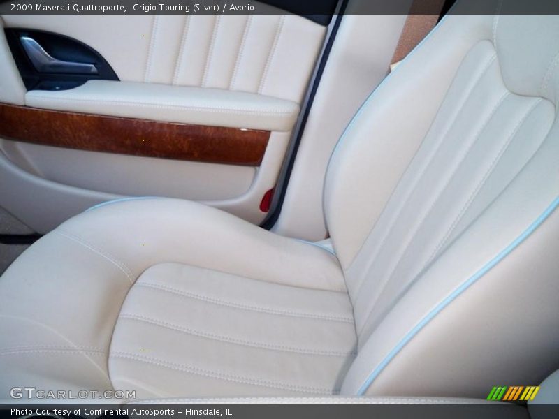 Grigio Touring (Silver) / Avorio 2009 Maserati Quattroporte