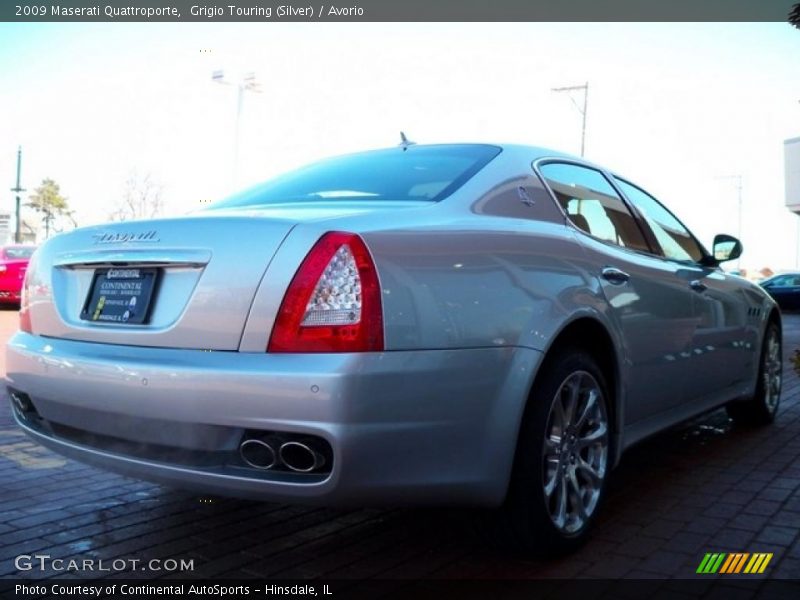 Grigio Touring (Silver) / Avorio 2009 Maserati Quattroporte