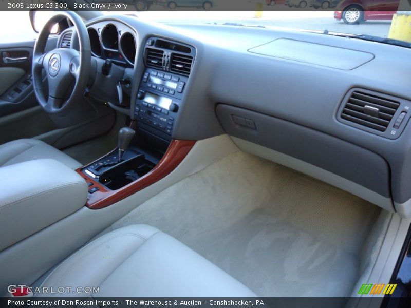 Dashboard of 2003 GS 300