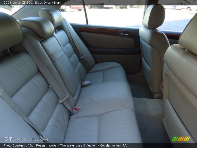  2003 GS 300 Ivory Interior