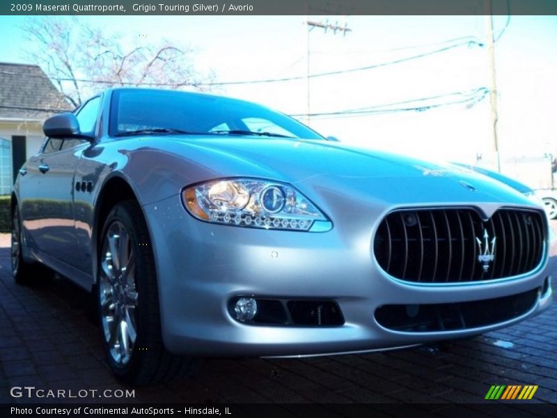 Grigio Touring (Silver) / Avorio 2009 Maserati Quattroporte